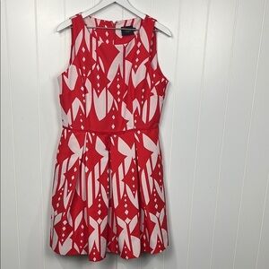 Just Taylor Womens Dress 12 Red White Fit & Flare Sleeveless Zip Back Pleats EUC